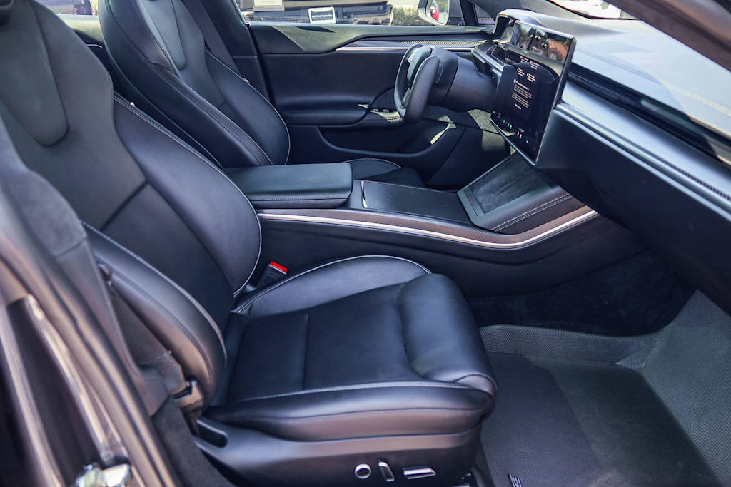 Thumbnail: 2022 Tesla Model S - 9