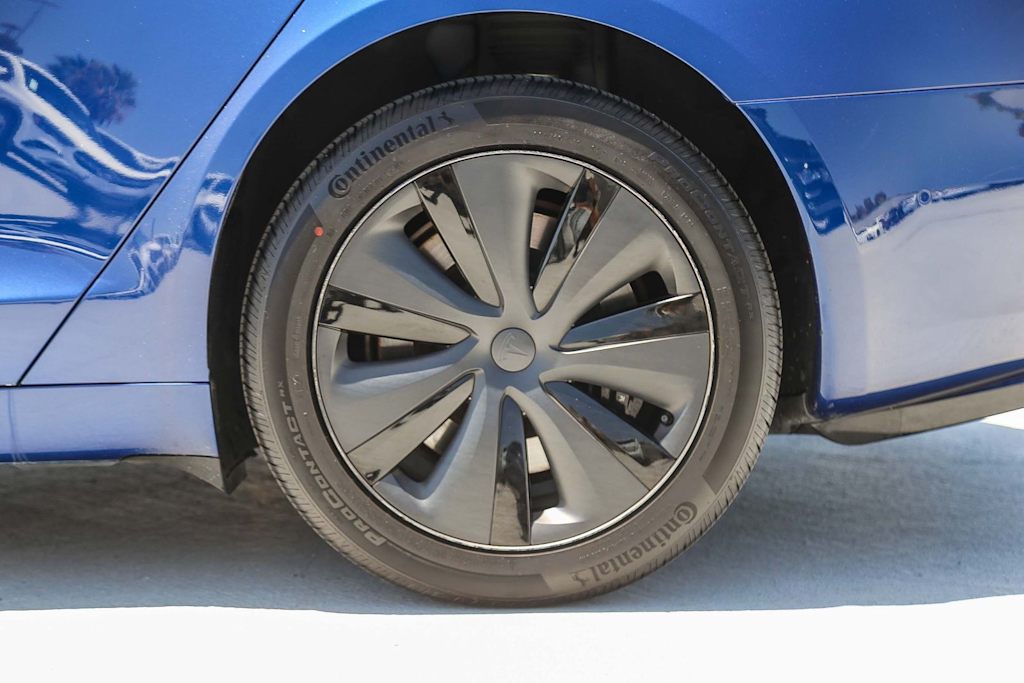 Thumbnail: 2022 Tesla Model S - 5