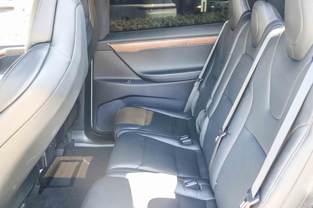 Thumbnail: 2019 Tesla Model X - 10