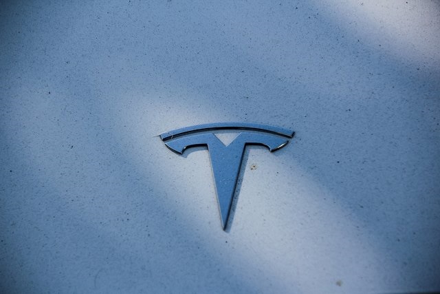 2021 Tesla Model Y Long Range 6