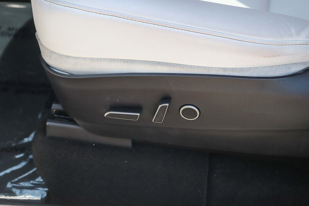 Thumbnail: 2021 Tesla Model Y - 22