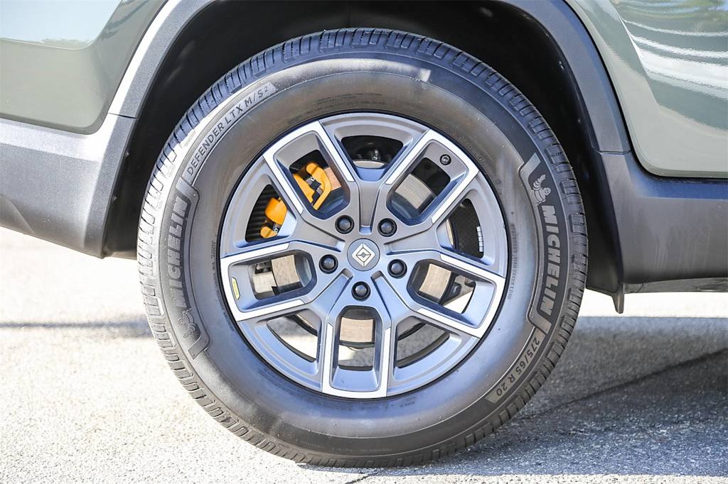 Thumbnail: 2022 Rivian R1T - 19