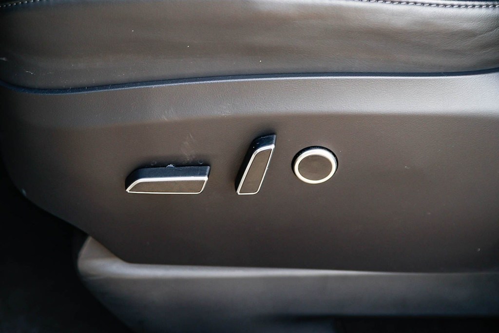 Thumbnail: 2024 Tesla Model X - 23