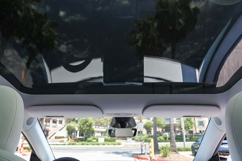 Thumbnail: 2023 Tesla Model Y - 20