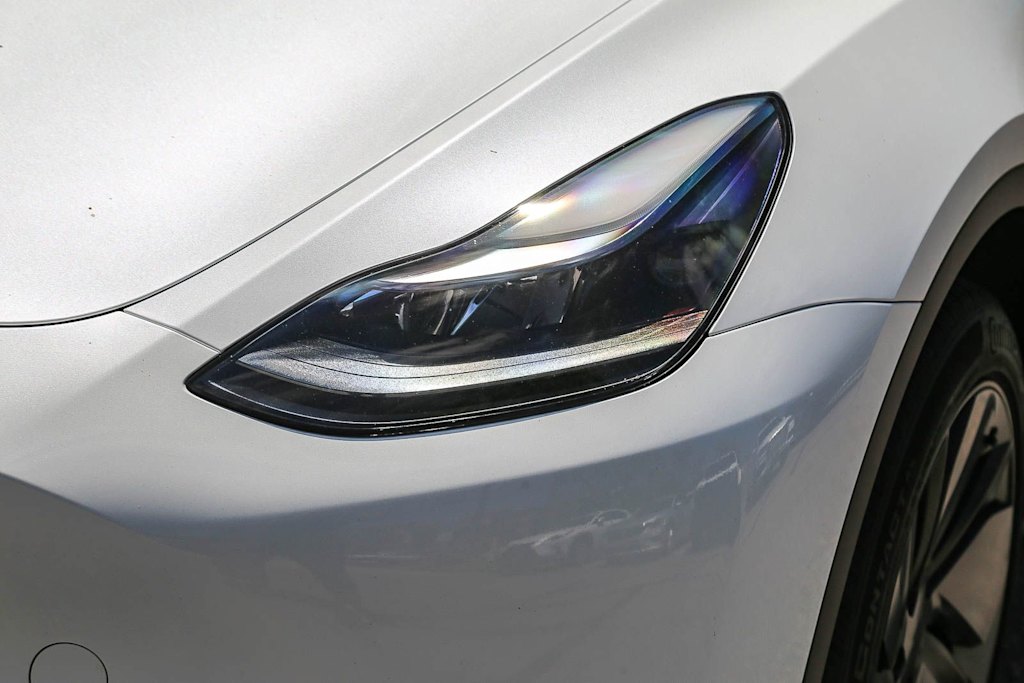 Thumbnail: 2023 Tesla Model Y - 17