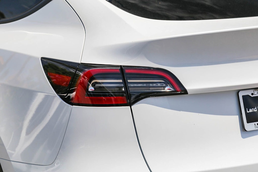 Thumbnail: 2023 Tesla Model Y - 5