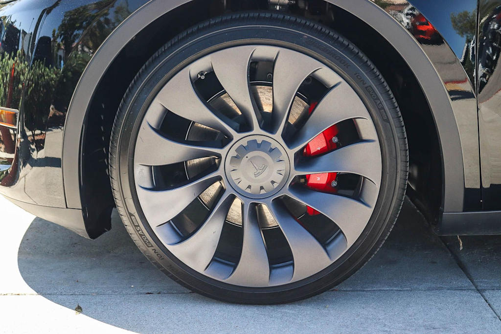 Thumbnail: 2025 Tesla Model Y - 19