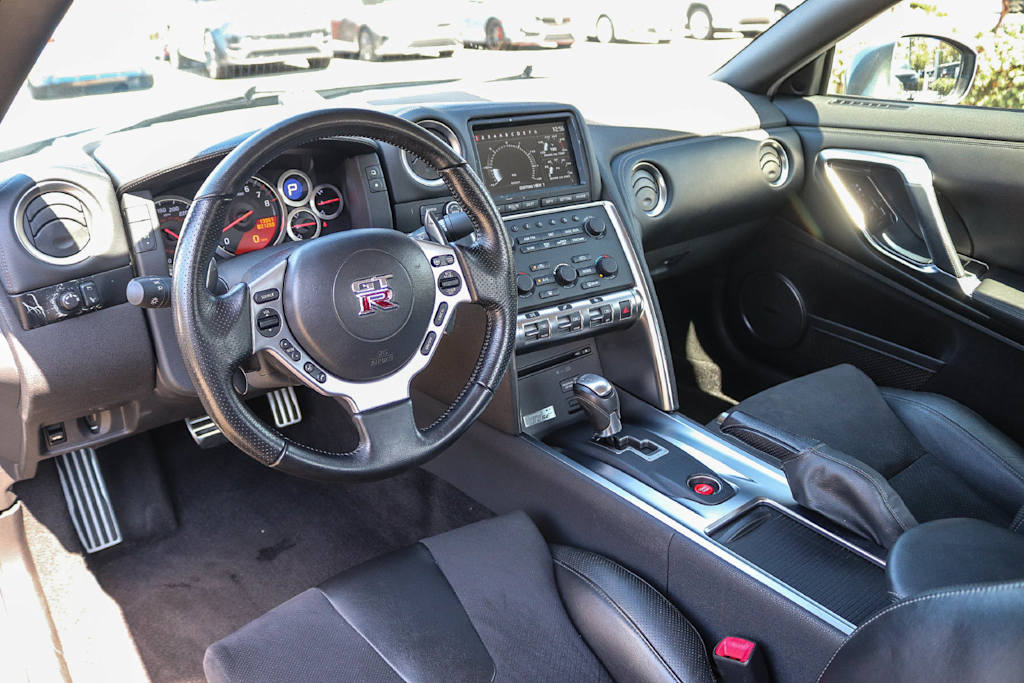 Thumbnail: 2009 Nissan GT-R - 2