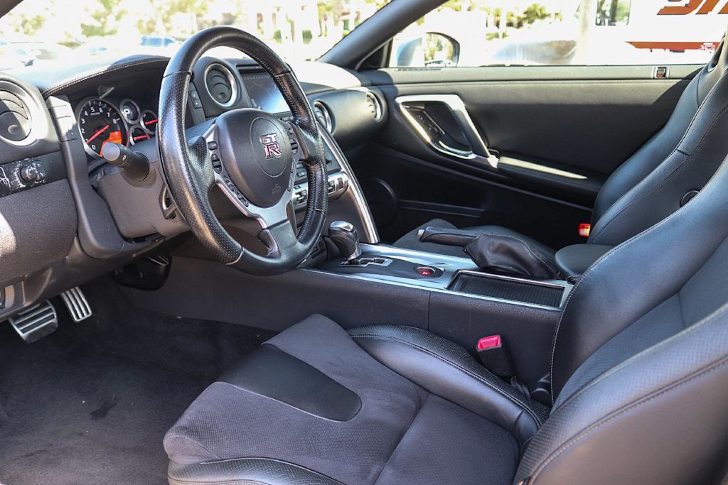 Thumbnail: 2009 Nissan GT-R - 13