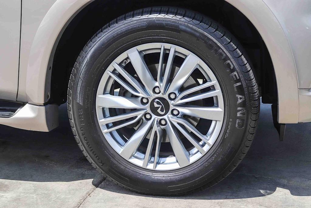 Thumbnail: 2019 INFINITI QX80 - 20