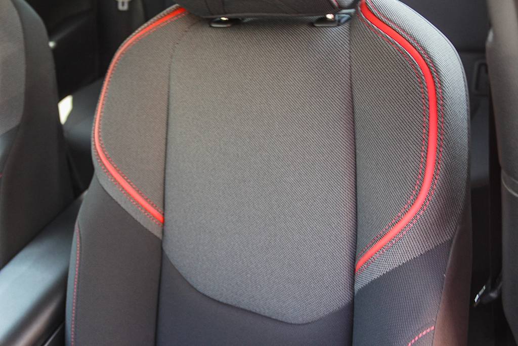 Thumbnail: 2024 Toyota Prius Prime - 24