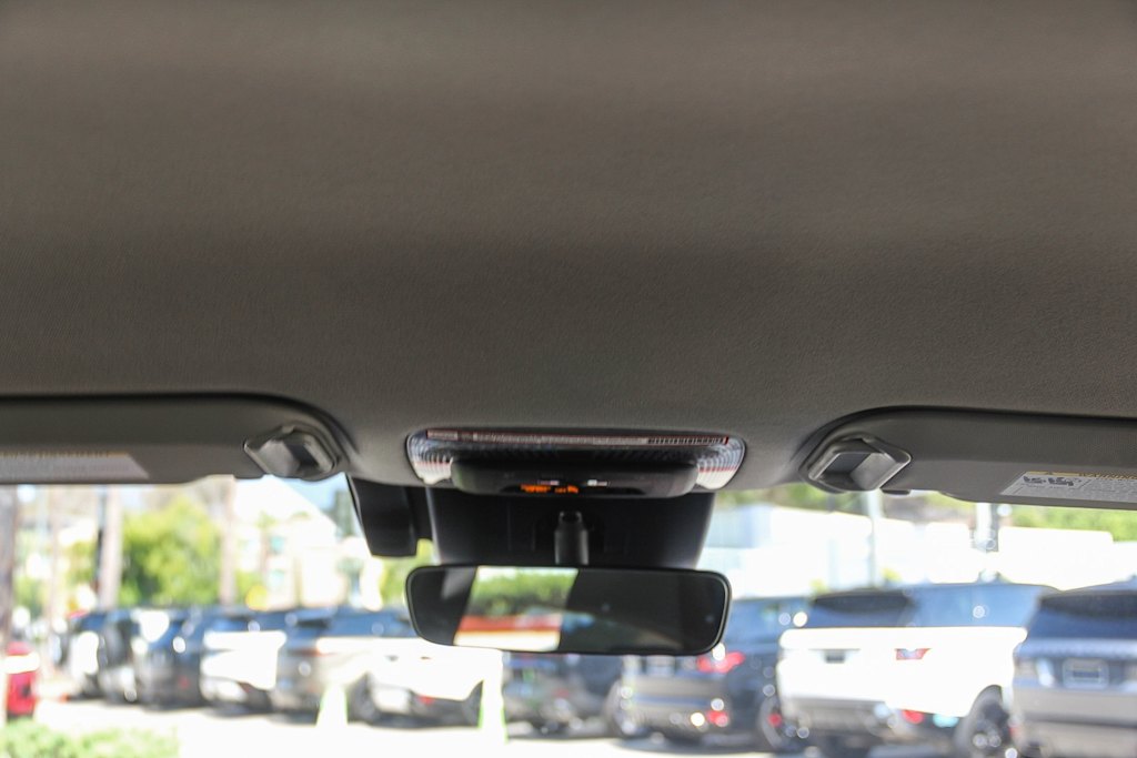 Thumbnail: 2024 Toyota Prius Prime - 25