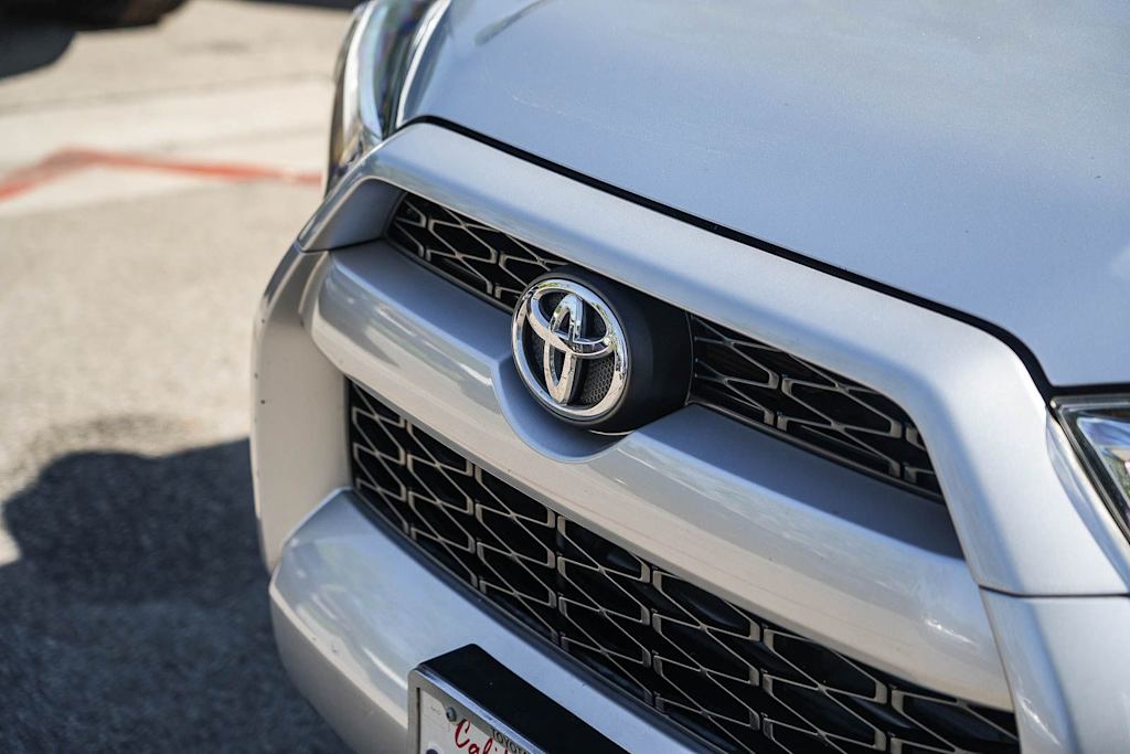 Thumbnail: 2018 Toyota 4Runner - 5