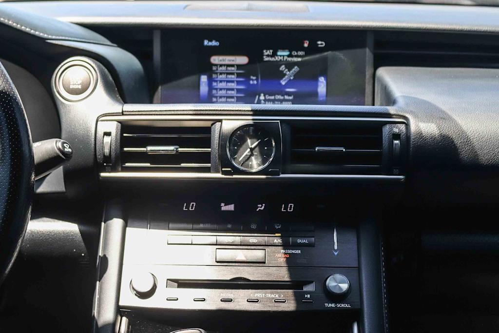 Thumbnail: 2018 Lexus IS - 13