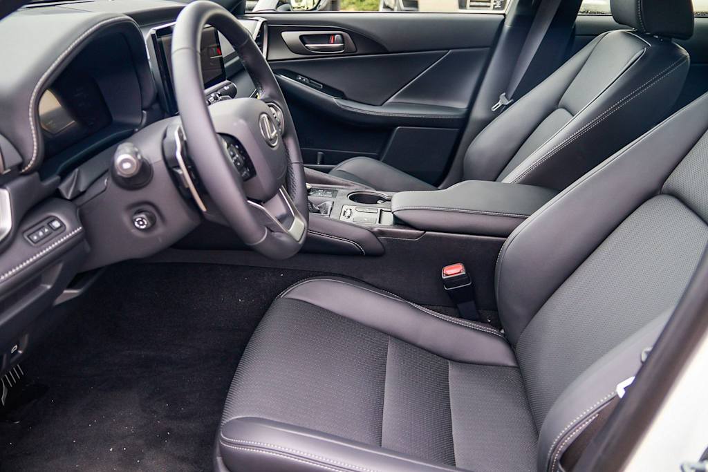 Thumbnail: 2026 Lexus ES - 10