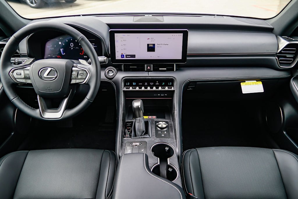 Thumbnail: 2026 Lexus ES - 2
