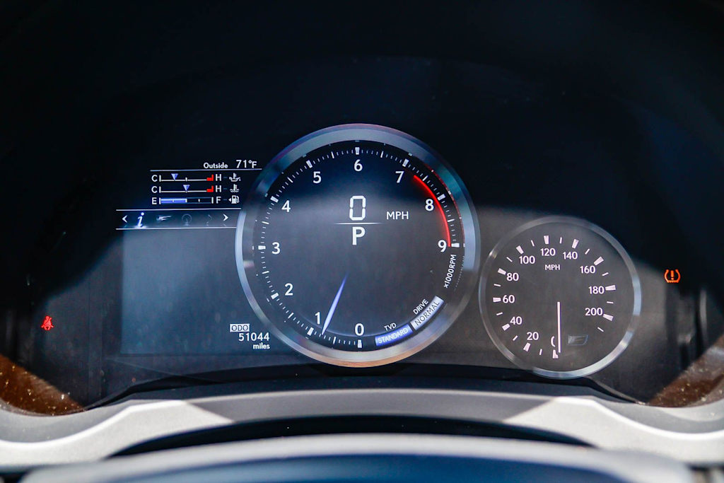 Thumbnail: 2015 Lexus RC - 14