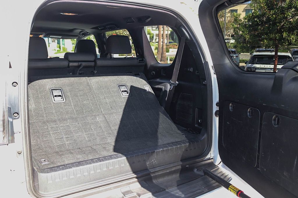 Thumbnail: 2022 Lexus GX - 27