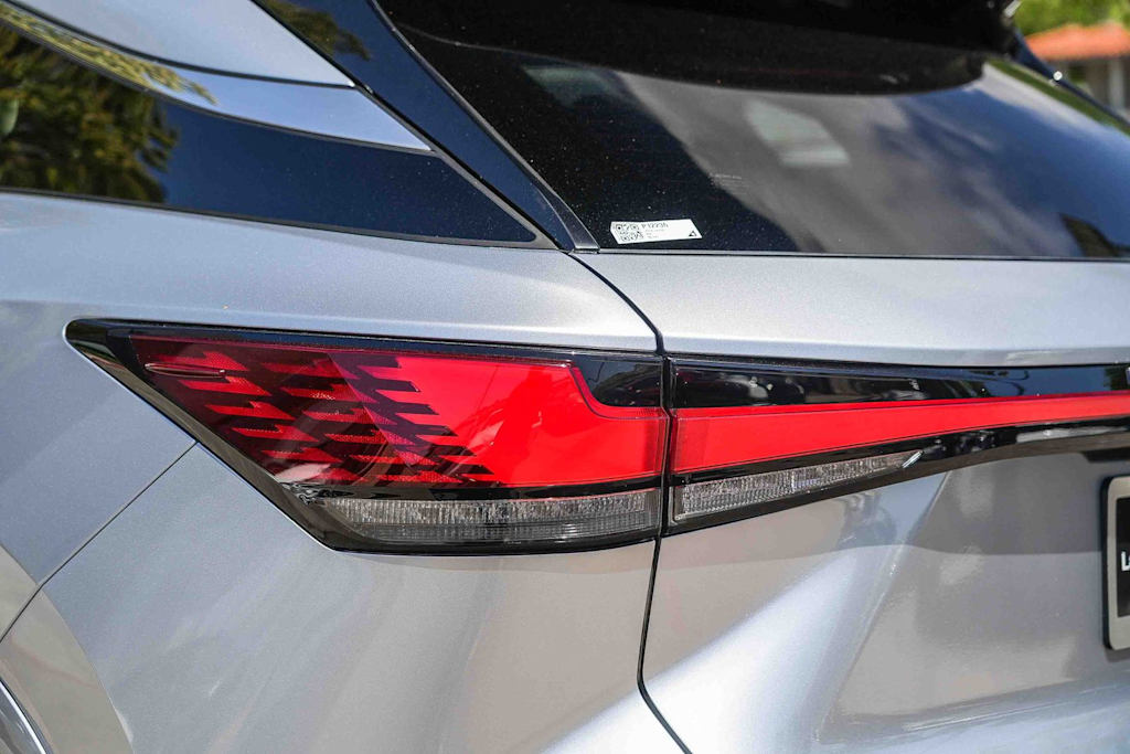 Thumbnail: 2024 Lexus RX - 18