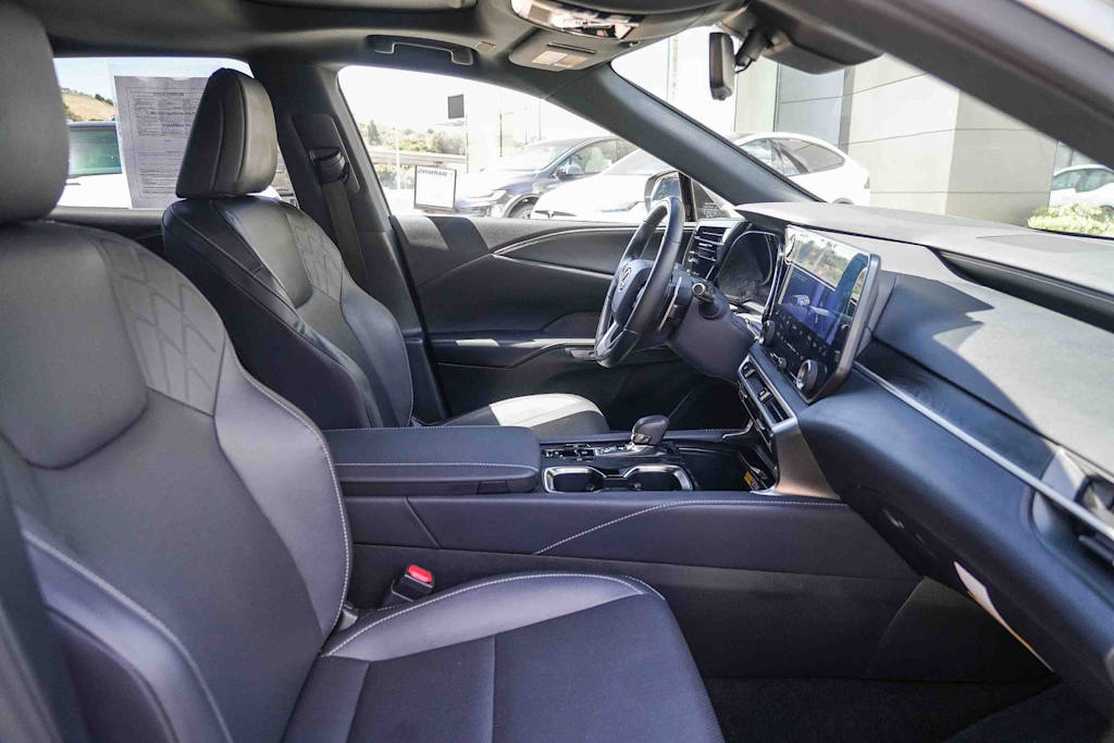 Thumbnail: 2024 Lexus RX - 9