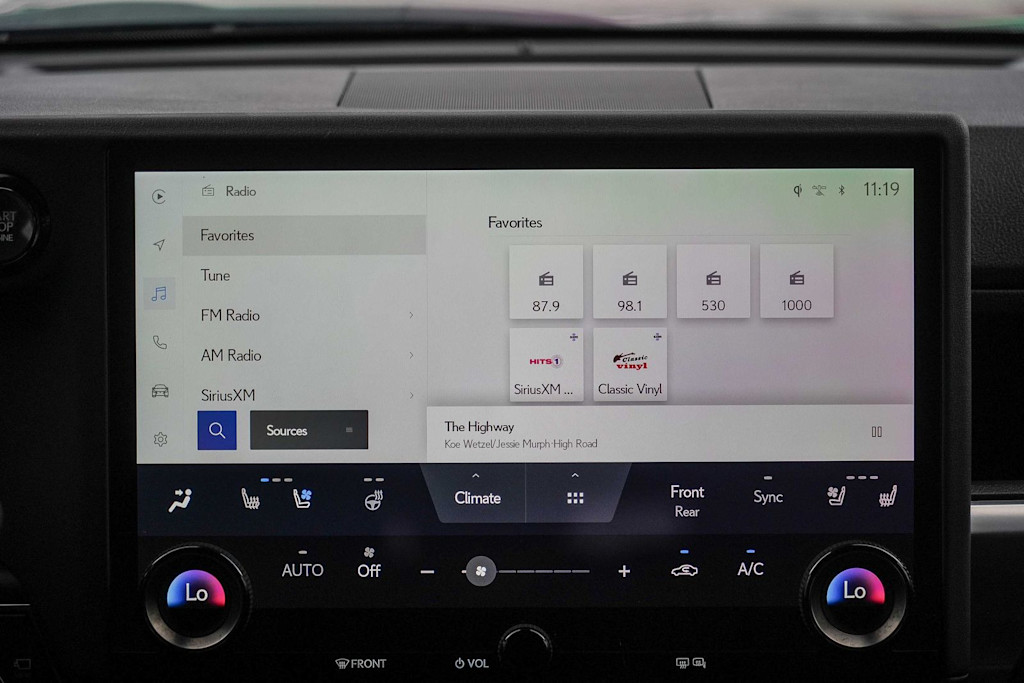 Thumbnail: 2024 Lexus ES - 21