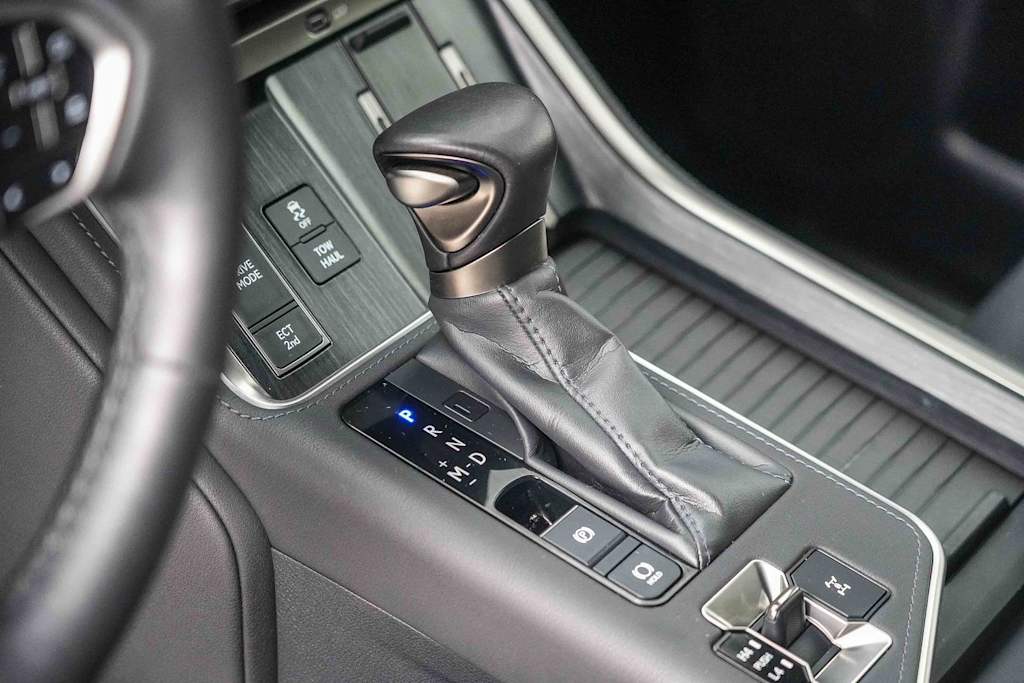 Thumbnail: 2024 Lexus ES - 13