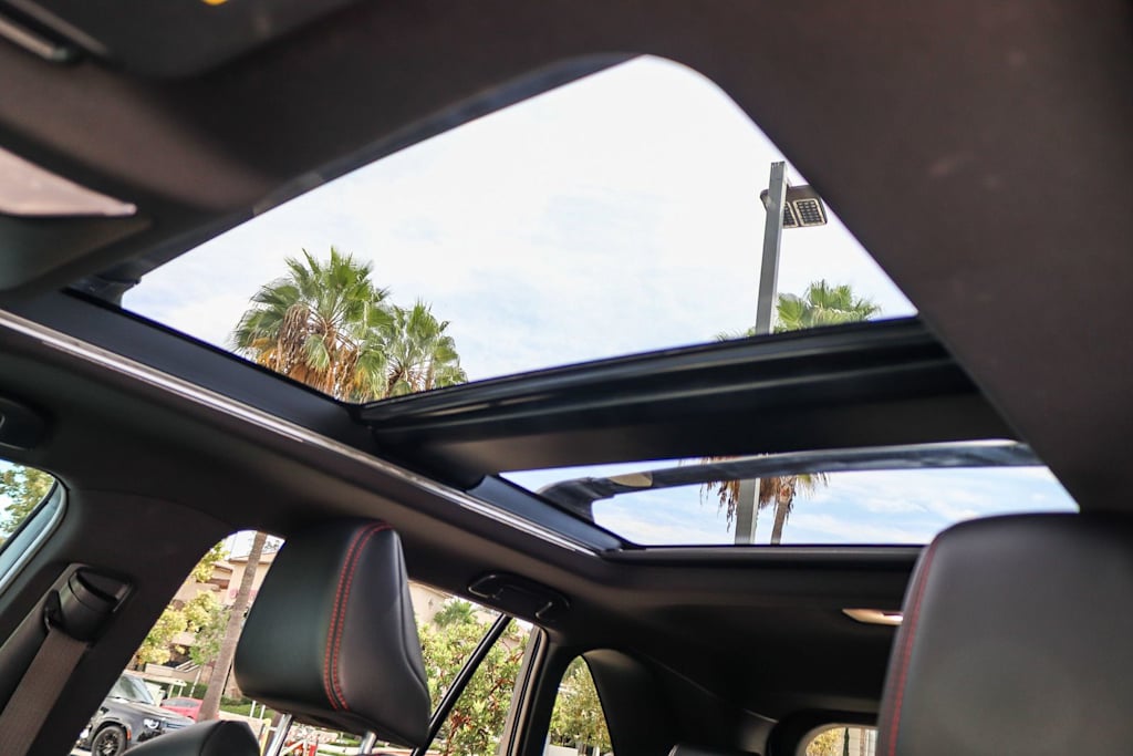 Thumbnail: 2025 Toyota RAV4 - 23
