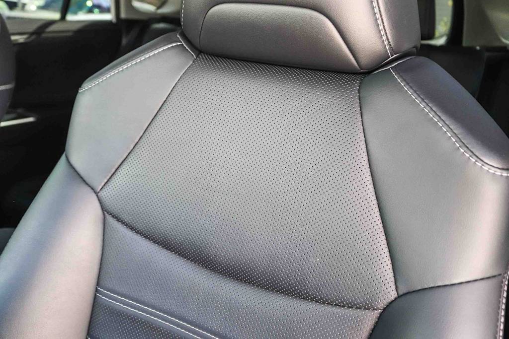 Thumbnail: 2020 Toyota RAV4 - 11