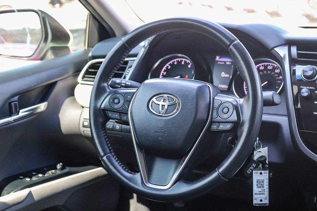 Thumbnail: 2018 Toyota Camry - 8