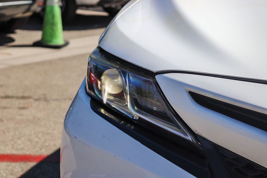 Thumbnail: 2018 Toyota Camry - 6