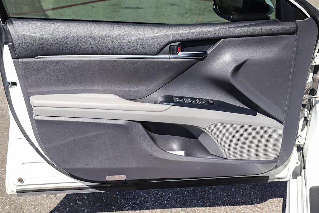 Thumbnail: 2018 Toyota Camry - 21