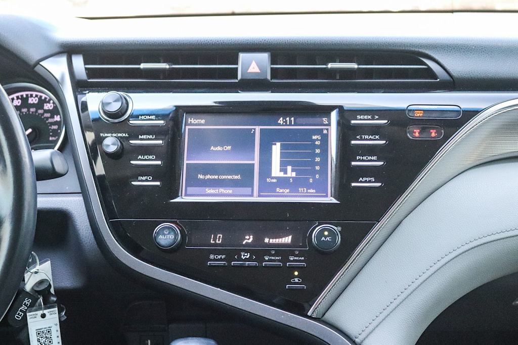 Thumbnail: 2018 Toyota Camry - 12