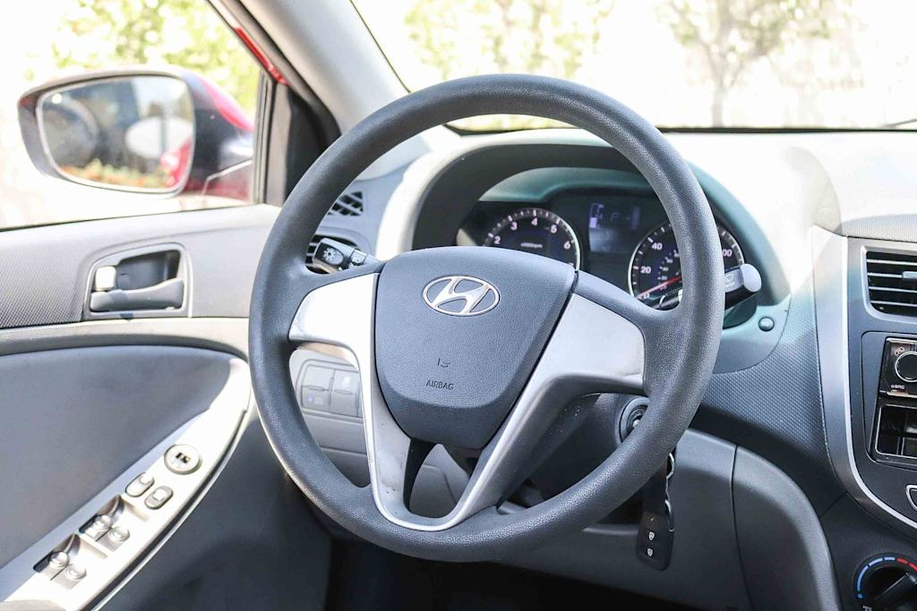 Thumbnail: 2017 Hyundai Accent - 13