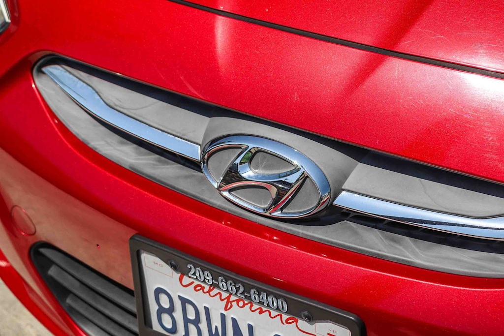 Thumbnail: 2017 Hyundai Accent - 6