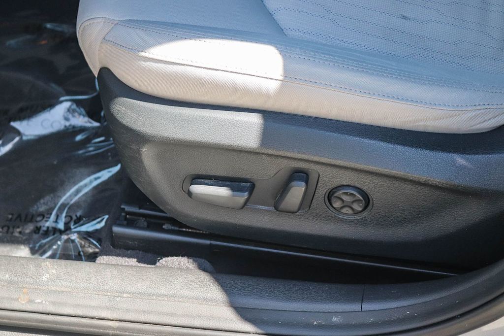 Thumbnail: 2016 Hyundai Sonata - 21