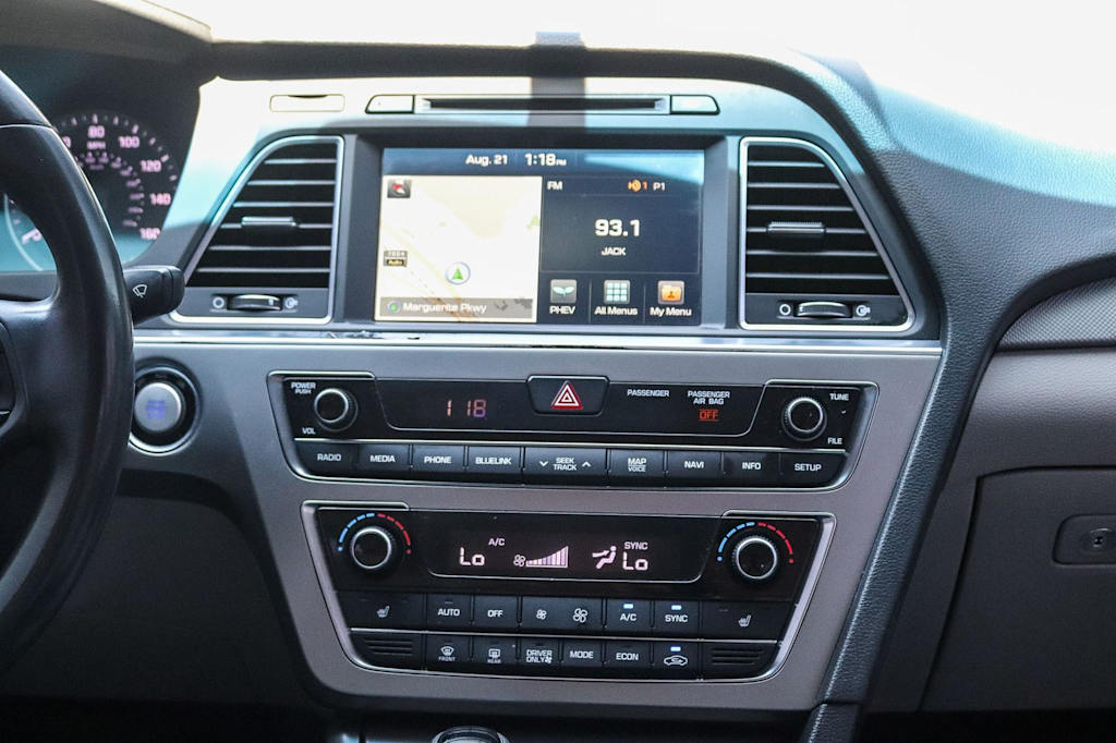 Thumbnail: 2016 Hyundai Sonata - 11