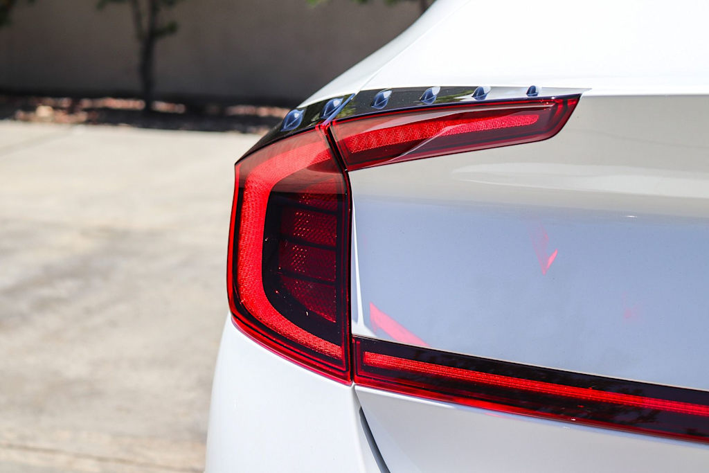 Thumbnail: 2023 Hyundai Sonata - 19