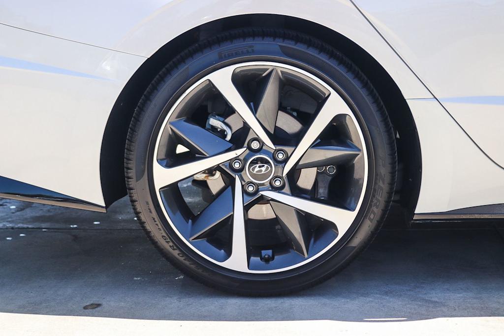 Thumbnail: 2023 Hyundai Sonata - 6