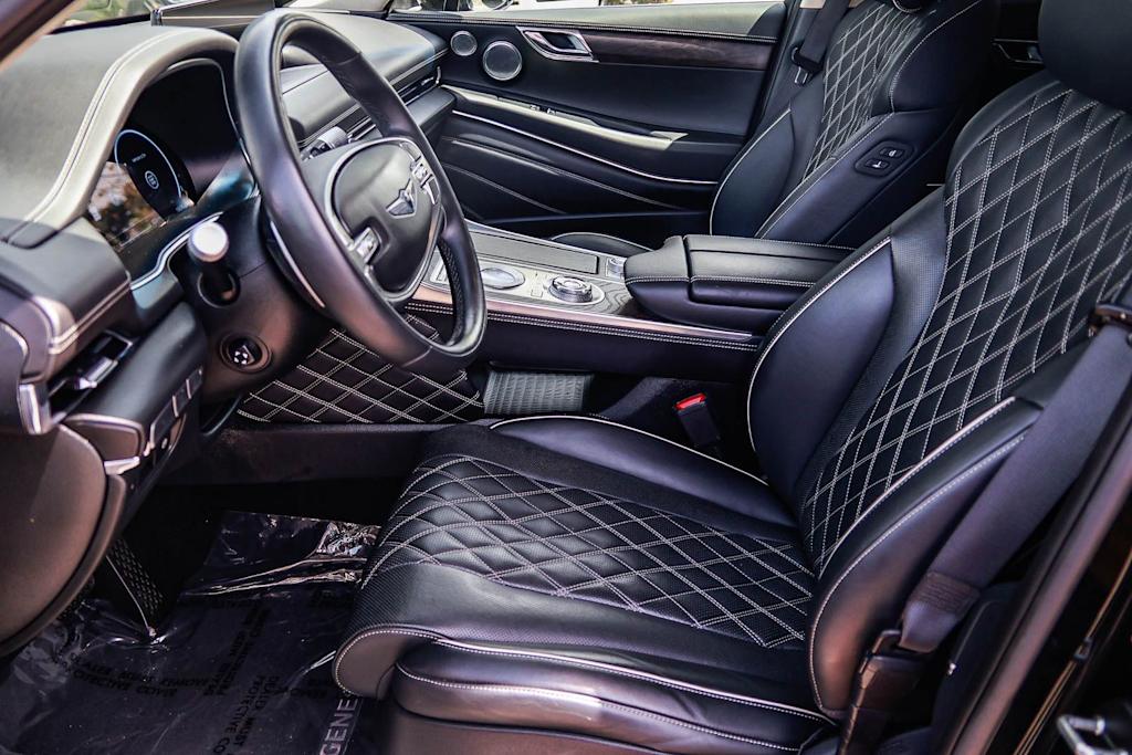 Thumbnail: 2022 Genesis GV80 - 10