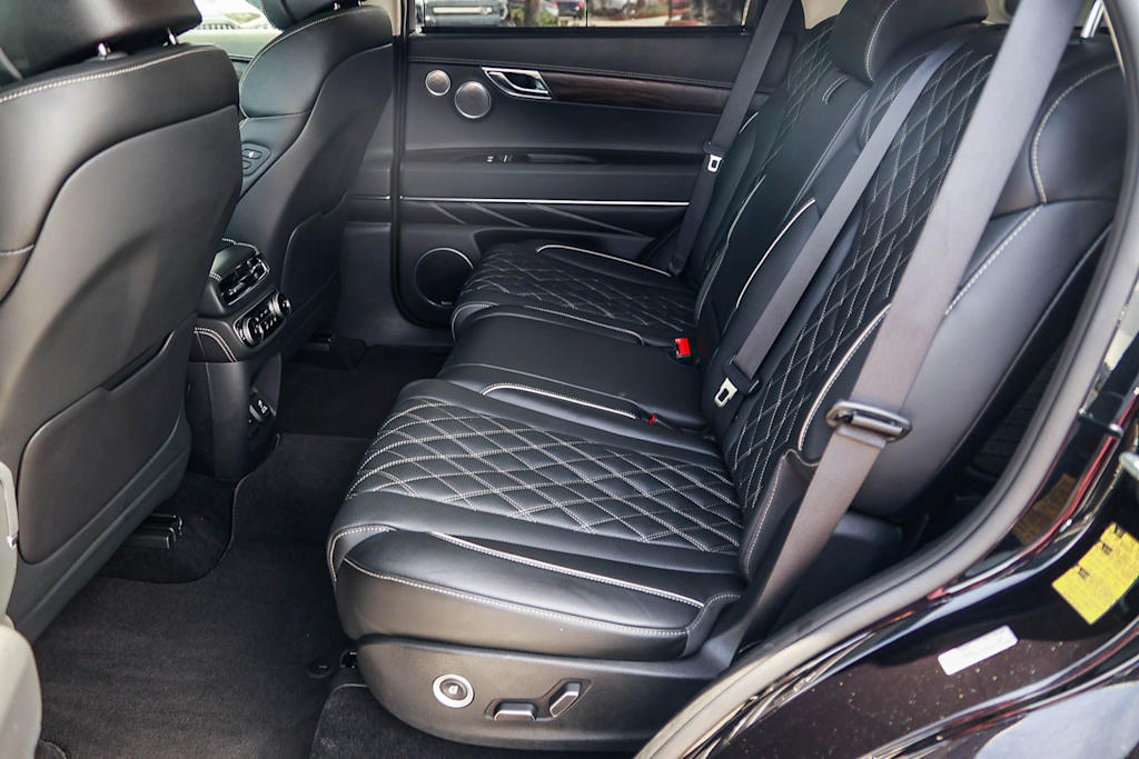 Thumbnail: 2022 Genesis GV80 - 11