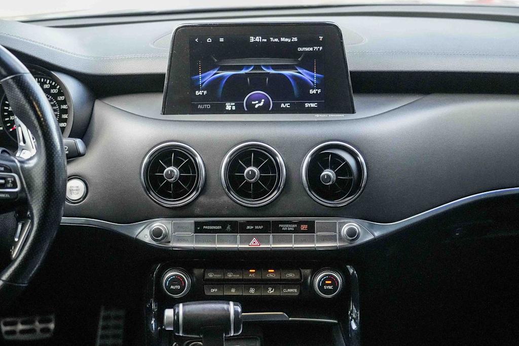 Thumbnail: 2021 Kia Stinger - 10