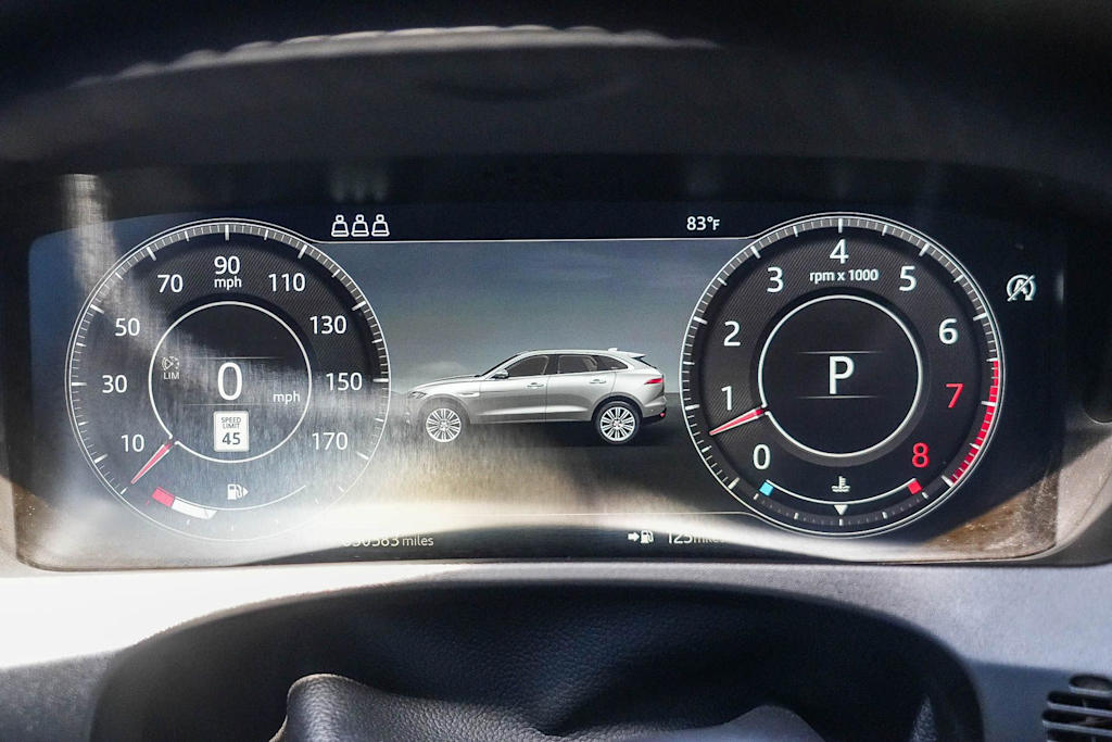 Thumbnail: 2019 Jaguar F-Pace - 13