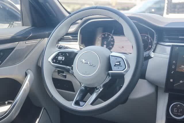 2025 Jaguar F-Pace R-Dynamic S 9