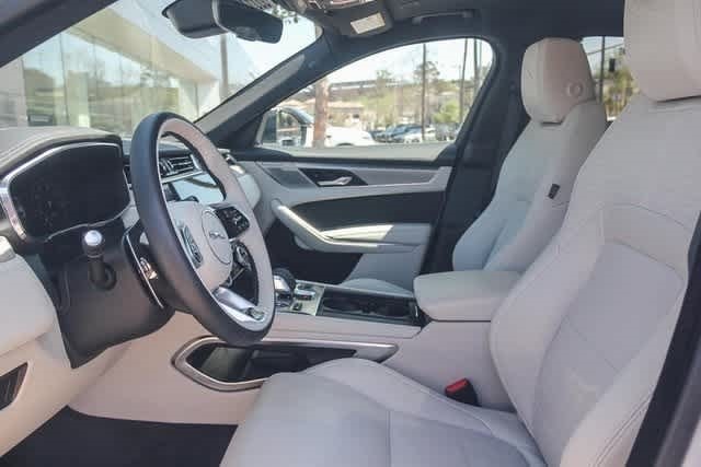 2025 Jaguar F-Pace R-Dynamic S 11