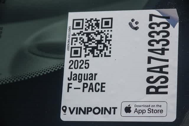 2025 Jaguar F-Pace R-Dynamic S 16