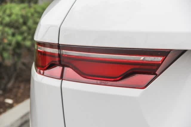 2025 Jaguar F-Pace R-Dynamic S 19