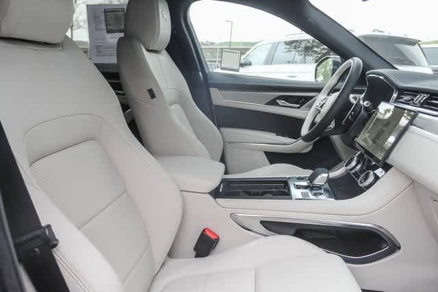 2025 Jaguar F-Pace R-Dynamic S 10