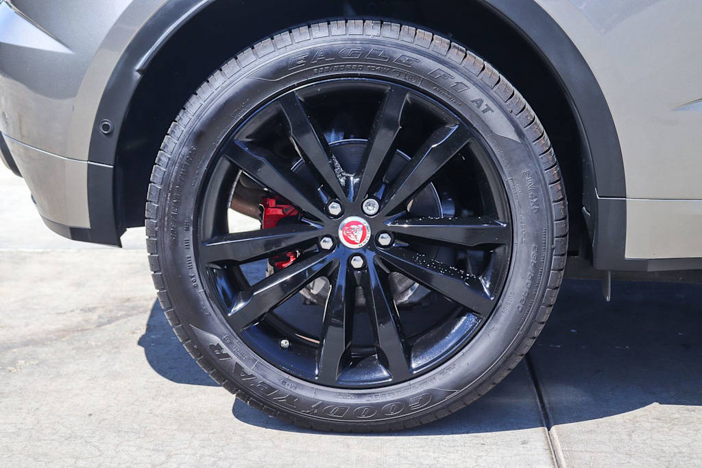 Thumbnail: 2020 Jaguar E-Pace - 7