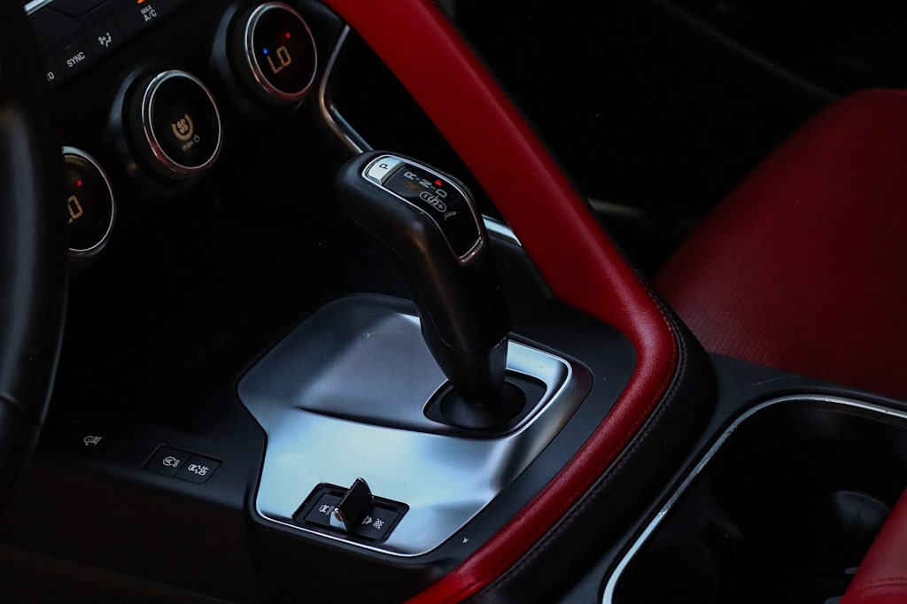 Thumbnail: 2020 Jaguar E-Pace - 14
