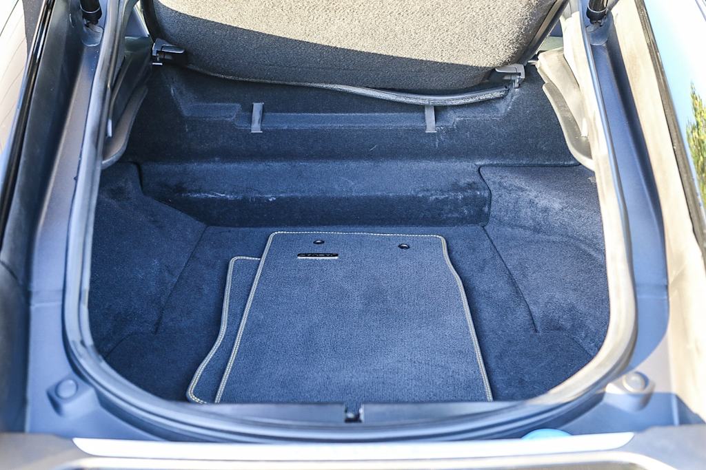 Thumbnail: 2018 Jaguar F-Type - 25